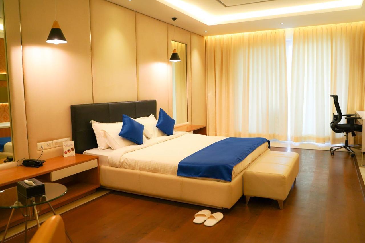 העיר בנגלור Bngv Mystic Premier Hotel מראה חיצוני תמונה