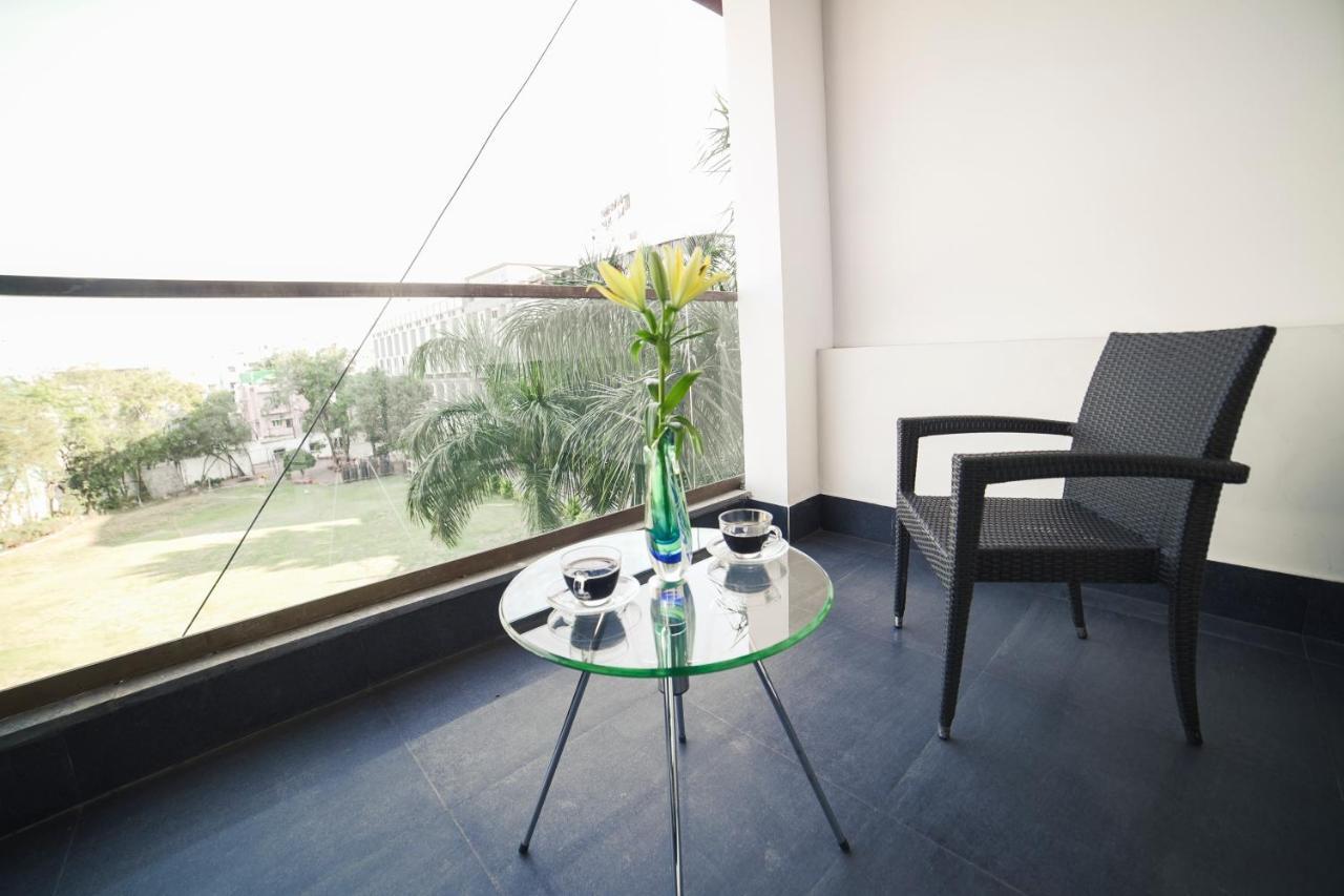 העיר בנגלור Bngv Mystic Premier Hotel מראה חיצוני תמונה