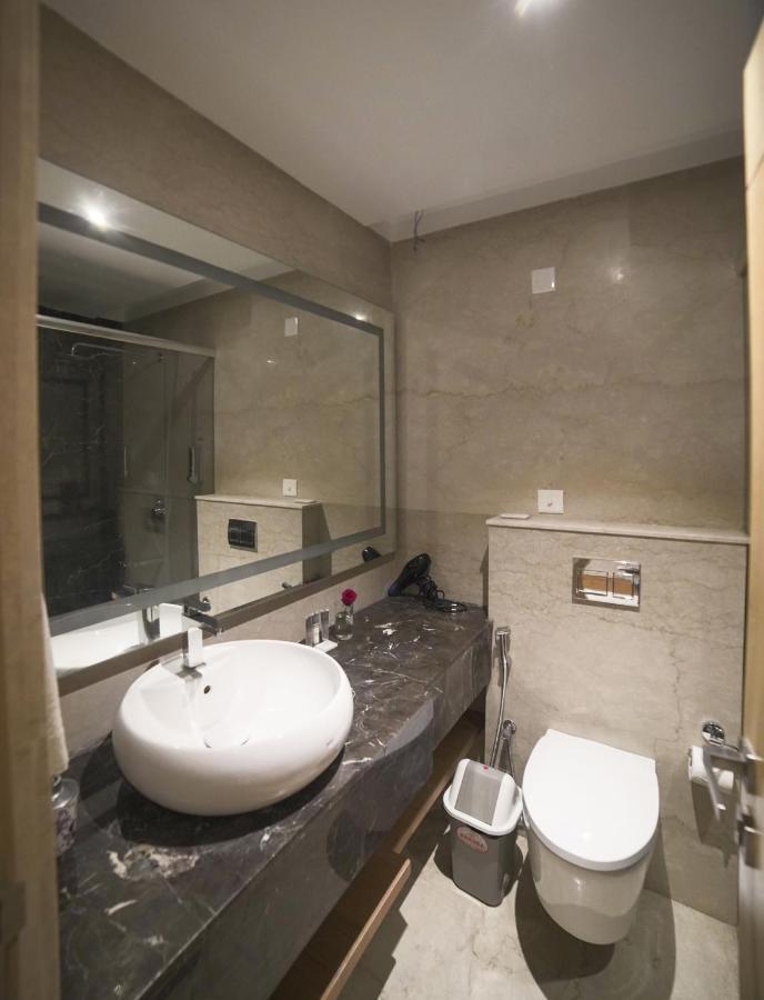 העיר בנגלור Bngv Mystic Premier Hotel מראה חיצוני תמונה