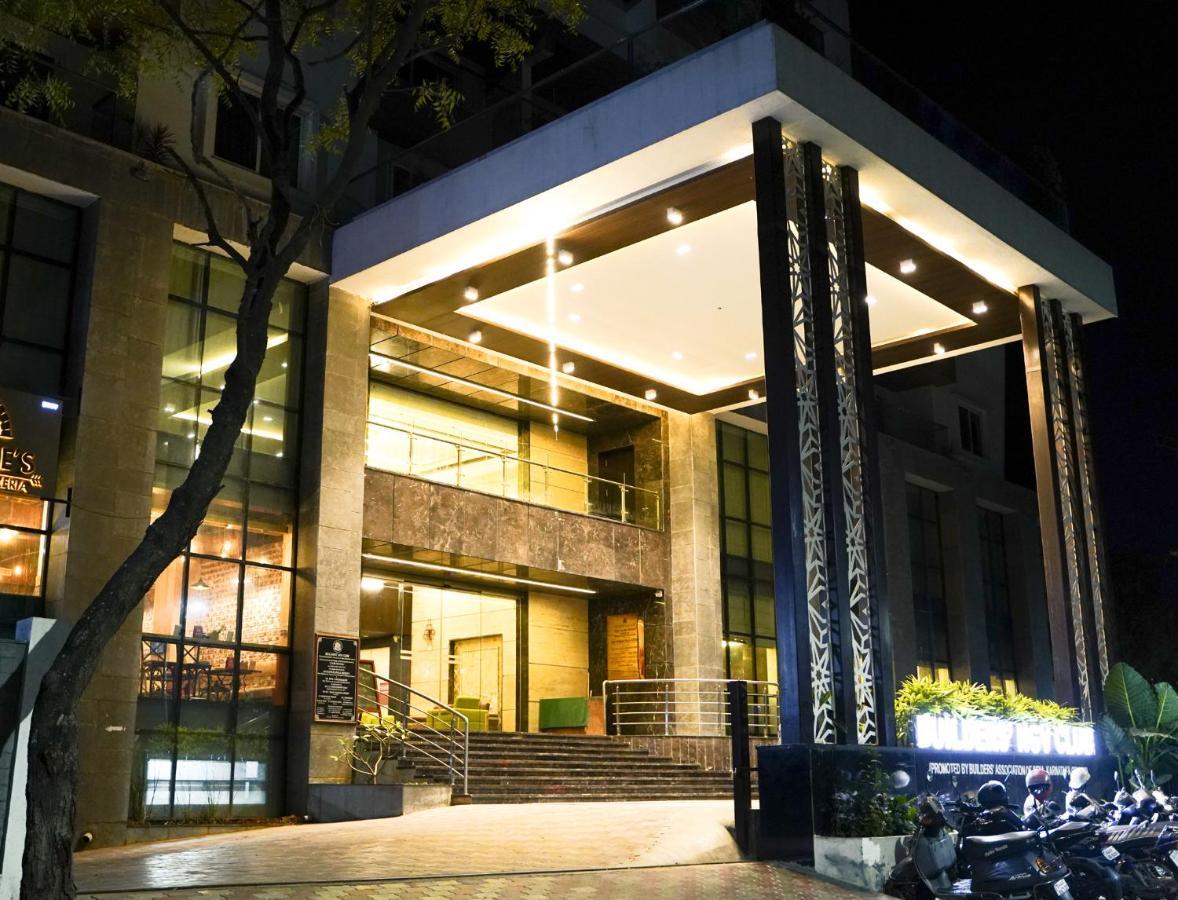 העיר בנגלור Bngv Mystic Premier Hotel מראה חיצוני תמונה
