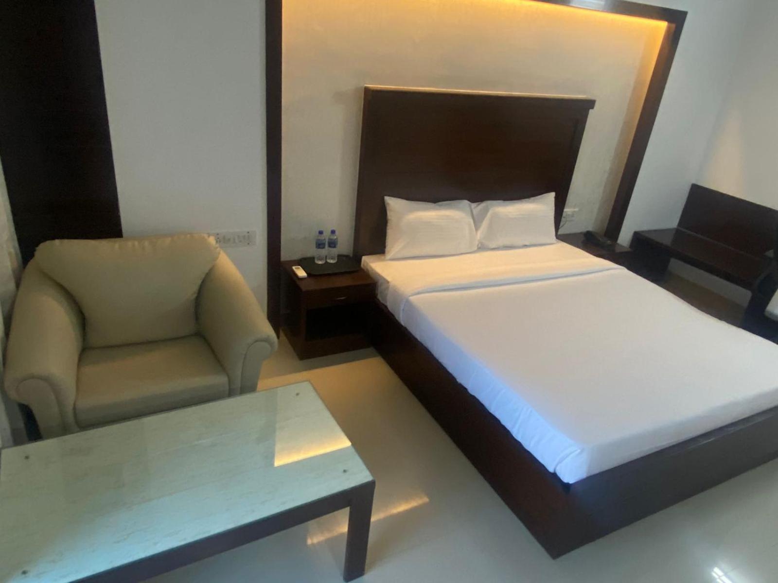 העיר בנגלור Bngv Mystic Premier Hotel חדר תמונה